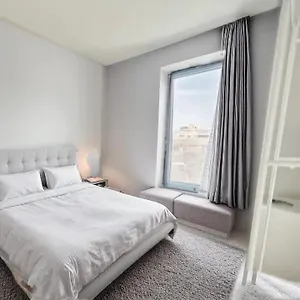  Appartement Station 64 A4 Charleroi-airport